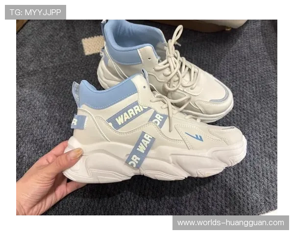 浏览回力海立方最新产品信息,体验百搭时尚鞋款和舒适功能设计